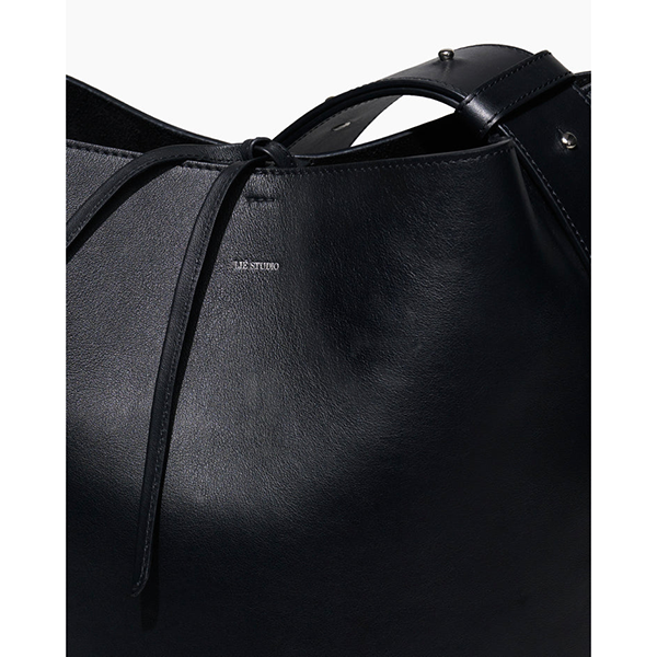 The Norma Tote Solid Black
