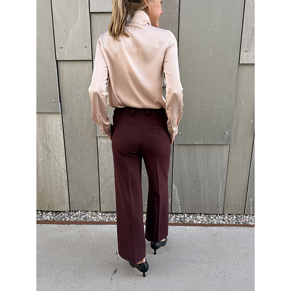 Domenica Pants Barolo