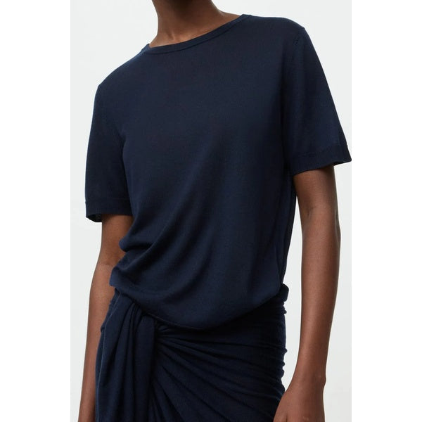 Featherlight Tee Navy