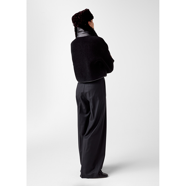 Alessia Shearling Hat Black
