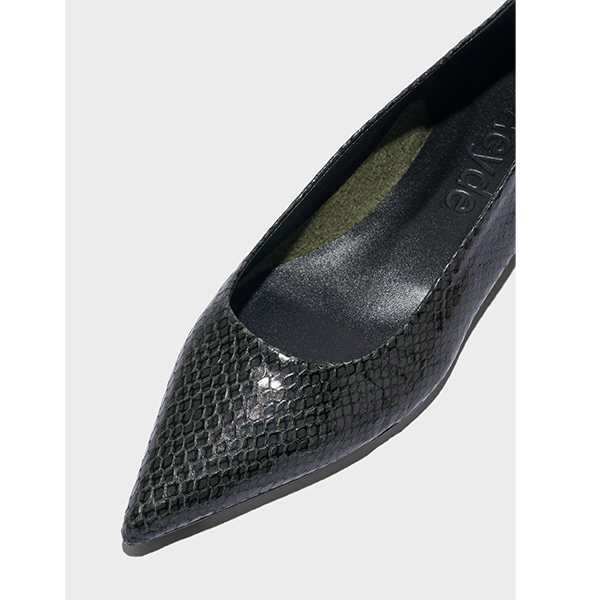 Cassy Flat Snake Print Moss