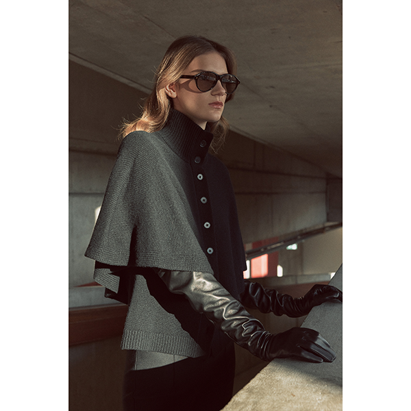 Turtleneck Cape Cardi Black