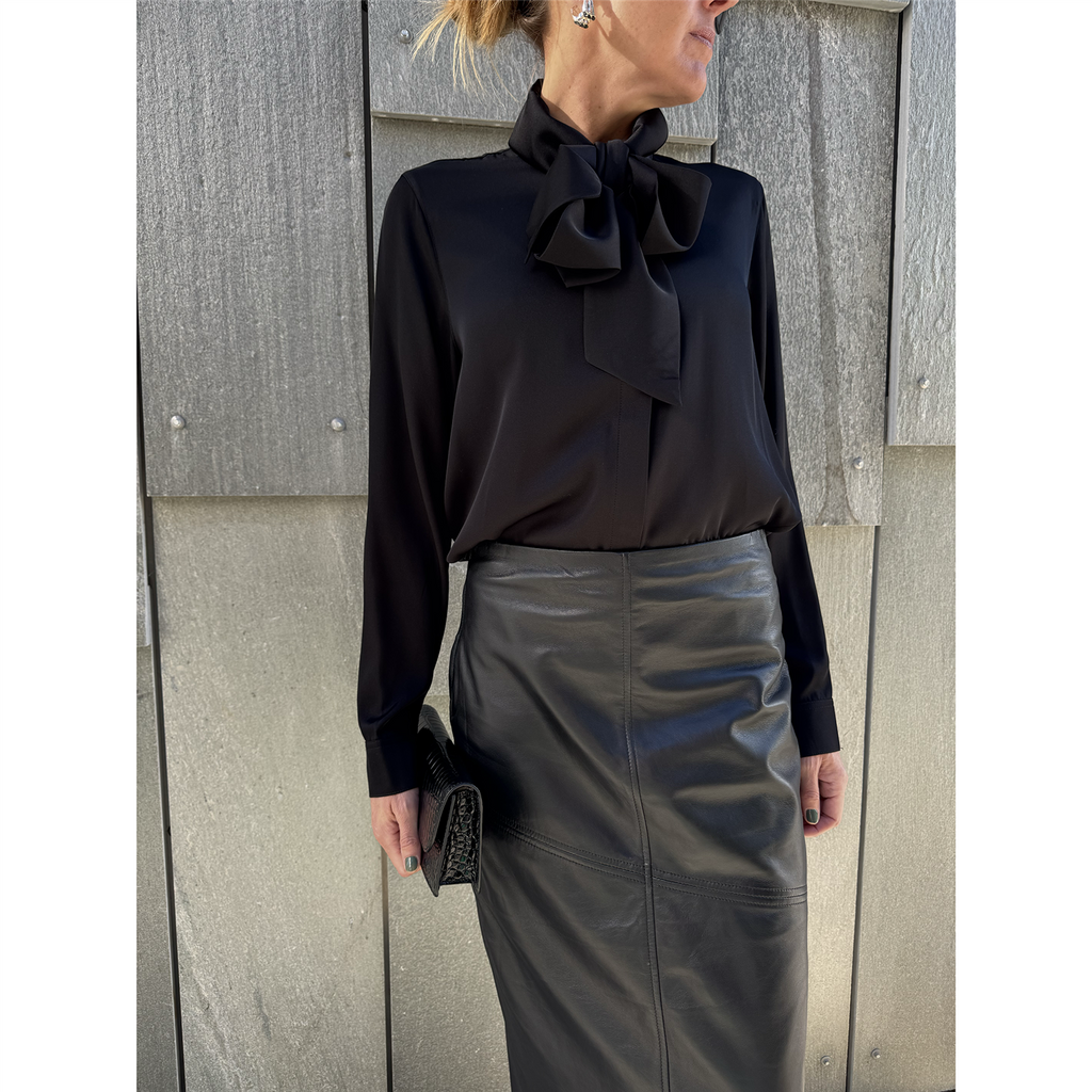 Miki Blouse Black
