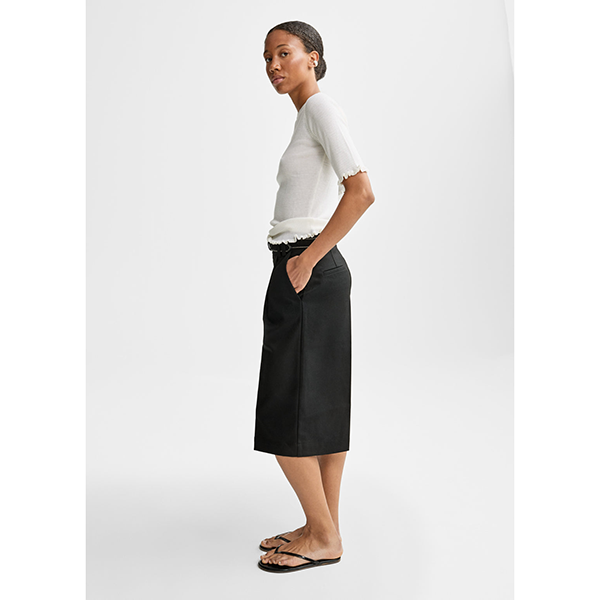 Wynne Bermuda Shorts Black