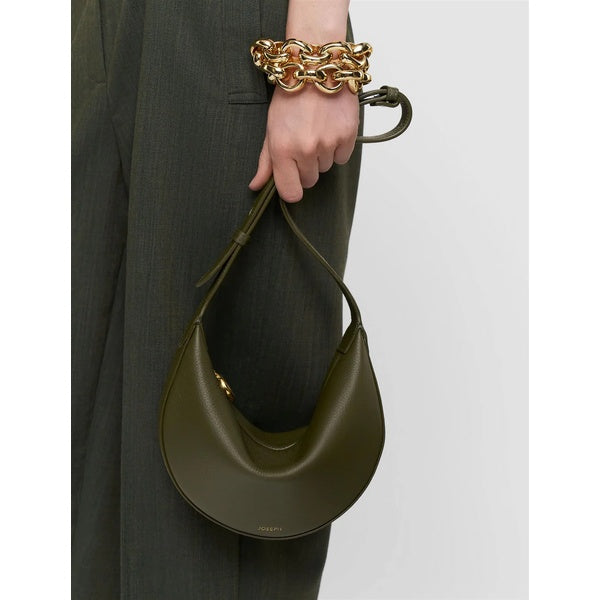 Bean Handbag Palm Leaf