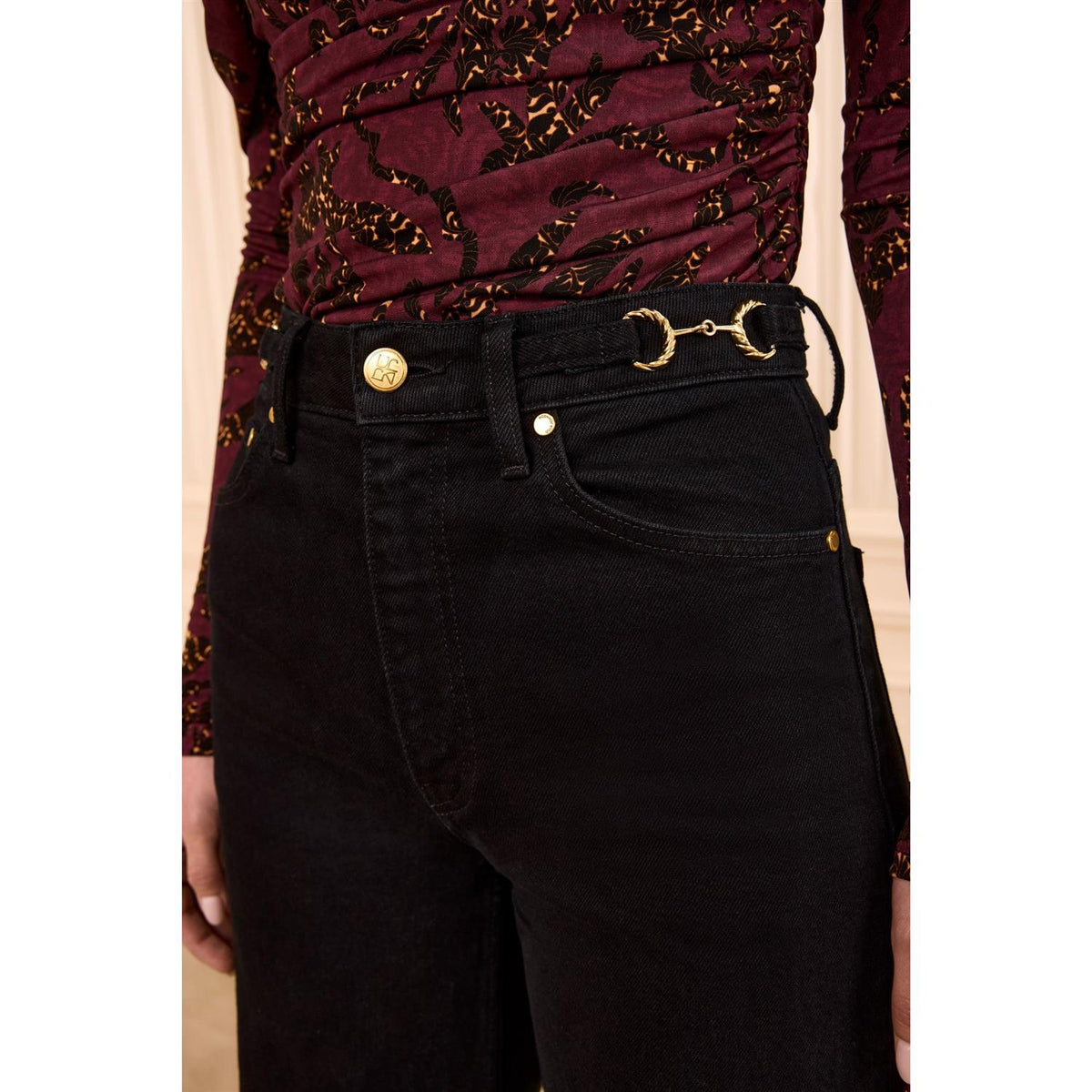 The Stretch Valory Flare Jean Noir