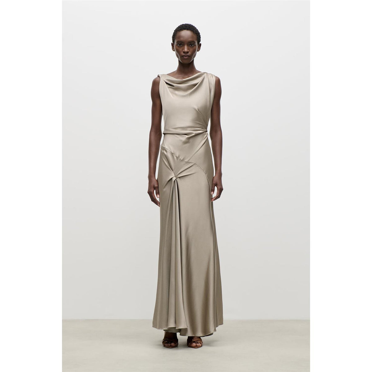 Posy Gown Light Grey