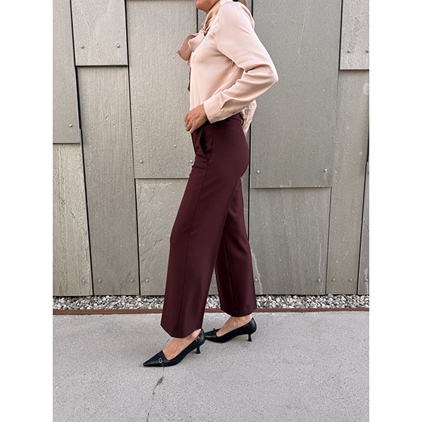 Domenica Pants Barolo