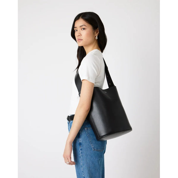 The Norma Tote Solid Black
