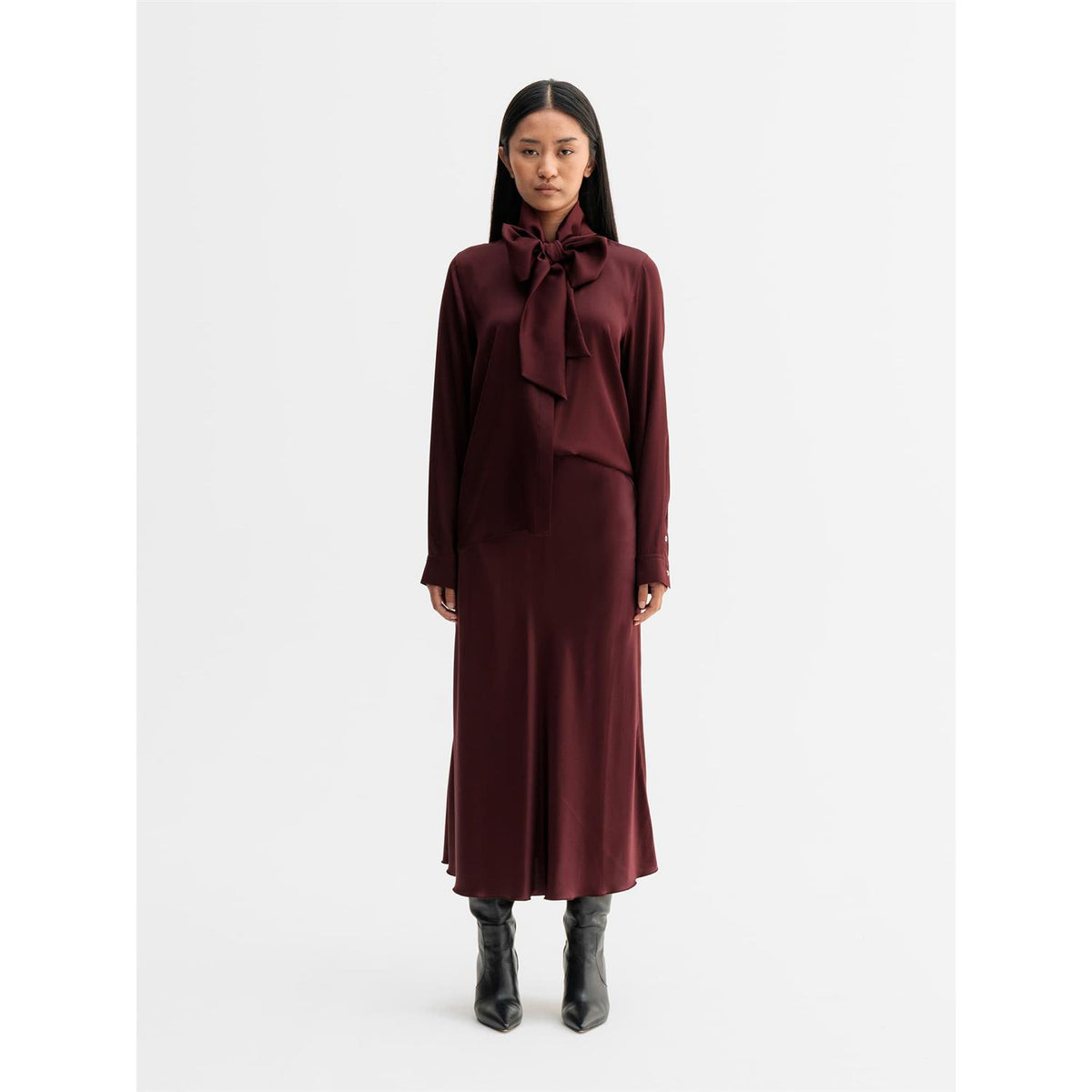 Hana Satin Skirt Burgundy
