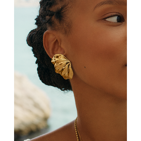 Petal Studs L Gold