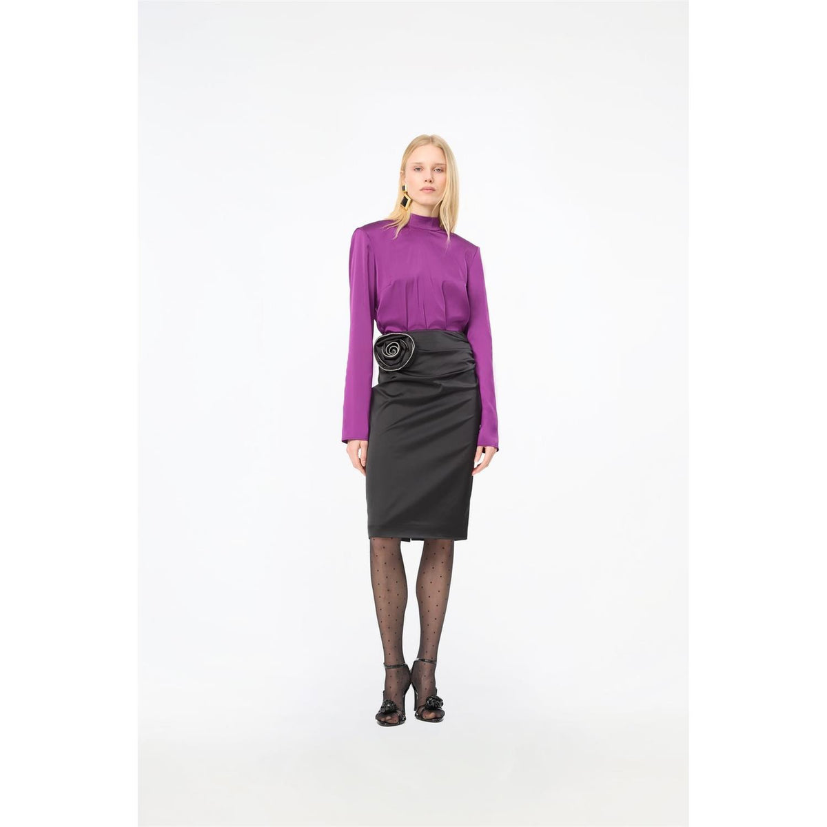 Midi Rose Skirt Black