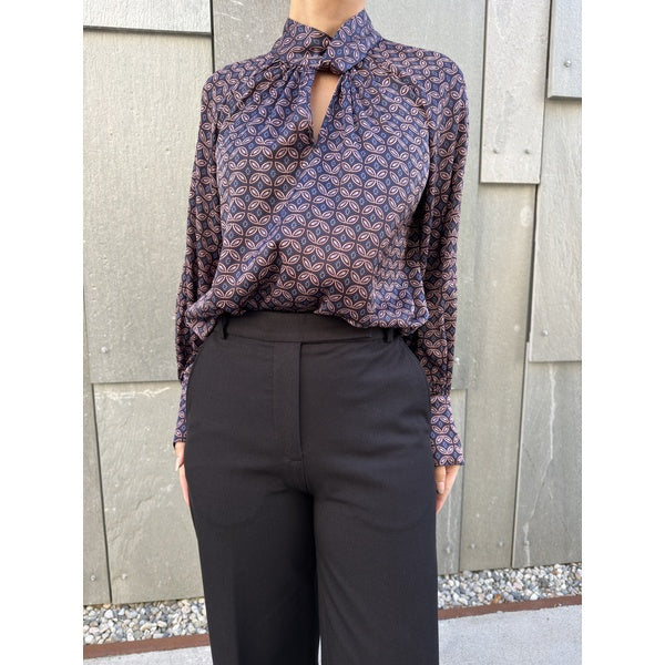 MadelaineDEA Blouse Eclipse Moonlight