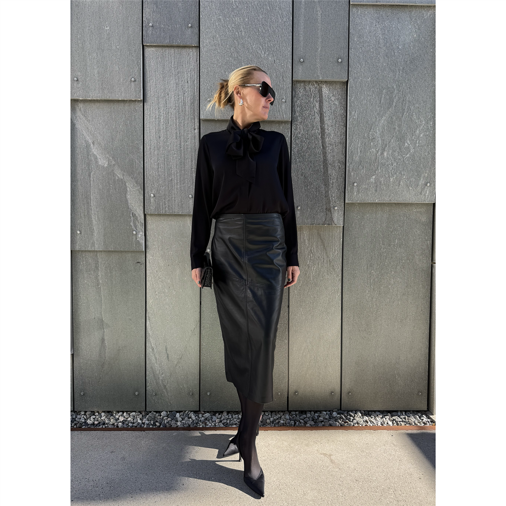 Miki Blouse Black