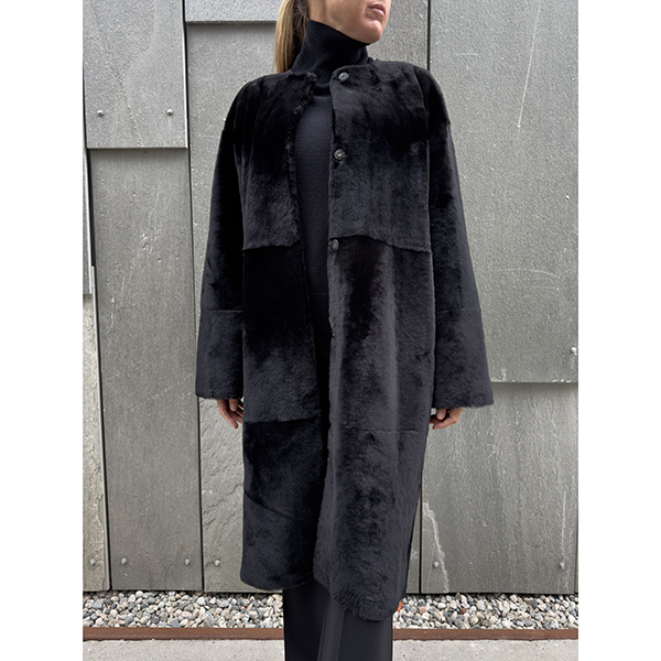 Utzon Chiyo Coat Black