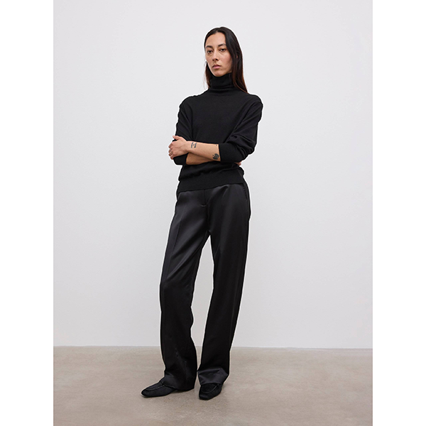 Shiny Tapered Wool Trouser Black