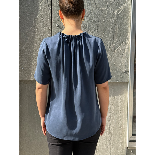 Linda Blouse Navy