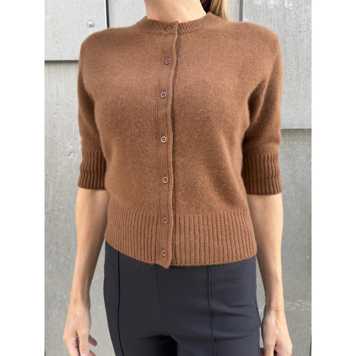 Este Cashmere Cardigan Cognac