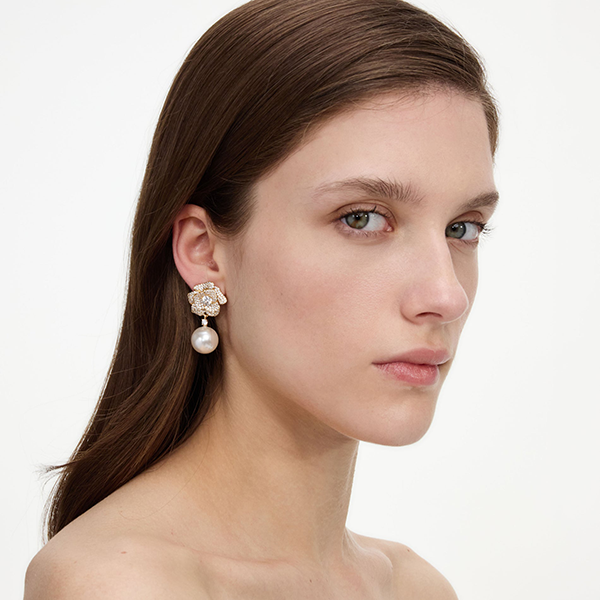 Mini Gold Crystal Flower Pearl Earrings